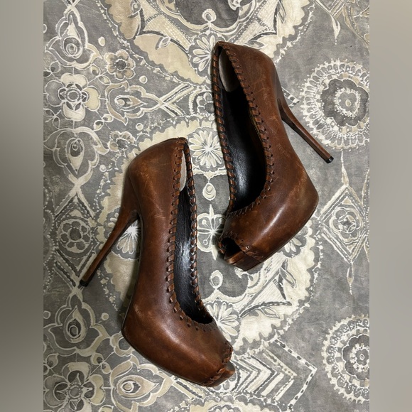 Gucci Sofia Stiletto - Picture 1 of 12